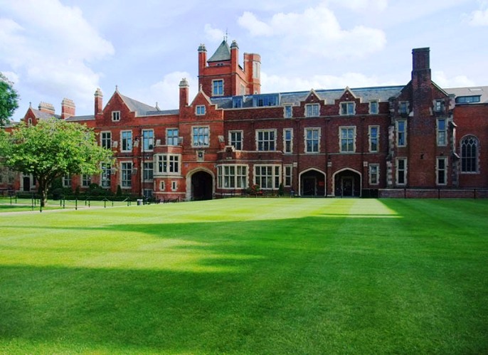 皇后大學 Queen's University Belfast