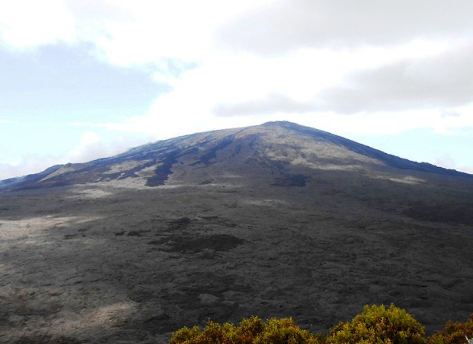 佛內斯火山